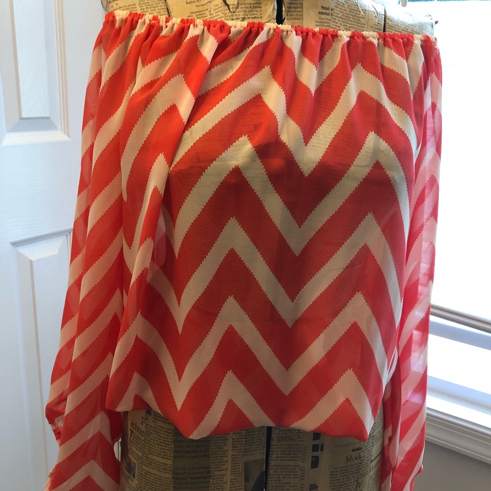 Emma Rose Peasant Chevron Top Size S